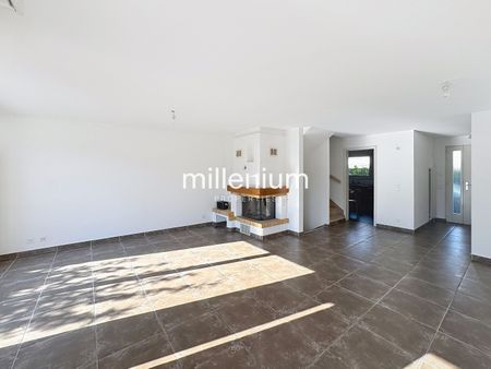 Terraced villa with pool in the heart of Plan-les-Ouates - Foto 2