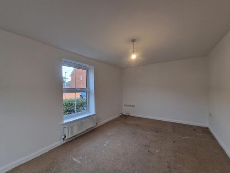 3 bedroom semi-detached house to rent - Photo 3