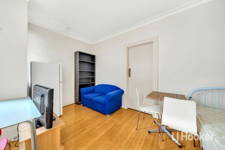 Stunning Fully Furnished 1-Bedroom Studio for Lease! - Photo 3