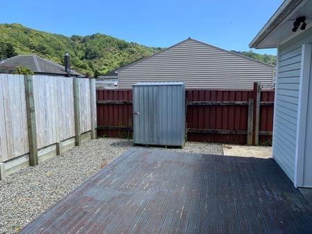 1/173 Wainuiomata Road, Wainuiomata - Photo 4