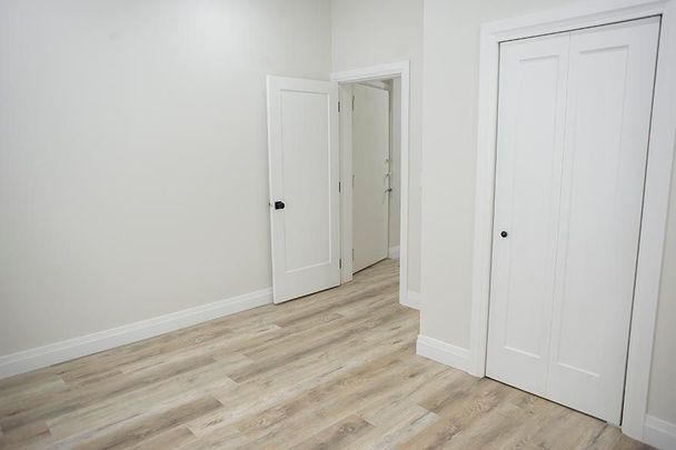 For Lease - 160 Darling Street Unit# 2, Brantford, Ontario - Photo 1