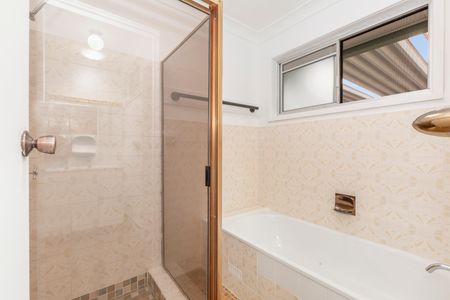 40 Matfen Close, Maryland NSW 2287 - House For Rent | Domain - Photo 4