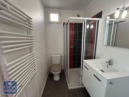 Location Appartement 2 pièces 40m² PERIGUEUX 24000 - Photo 5