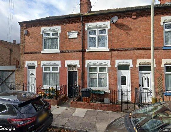 3 Bed Terraced House, Leicester, LE4 - Photo 1