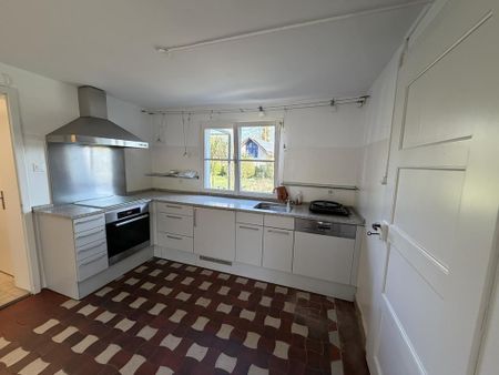 7-Zimmer-Einfamilienhaus mit grossem Garten & Garagenbox - Foto 2