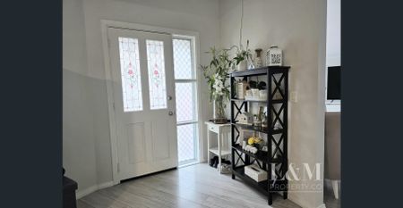 The Perfect Home!! - Photo 3