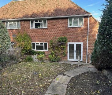 2 bedroom maisonette to rent - Photo 4