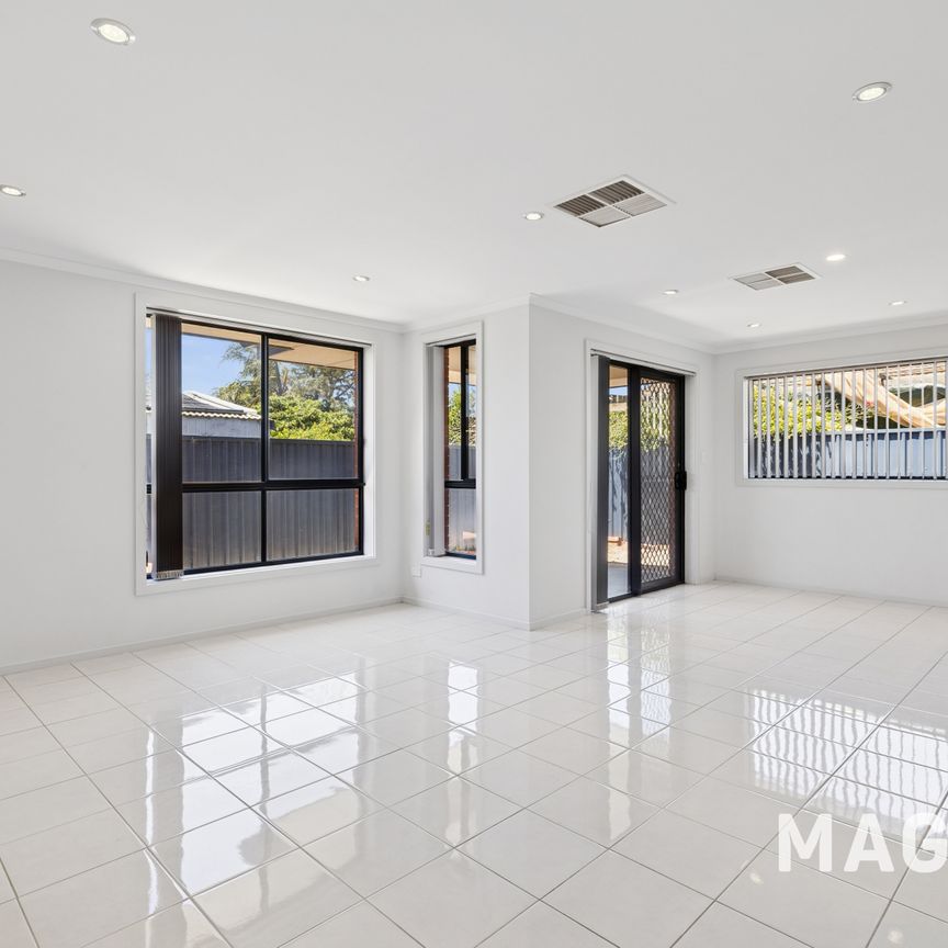 1A Oliver St, Christie Downs SA 5164 - House For Rent | Domain - Photo 1