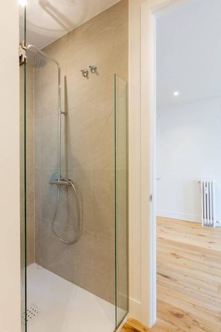 1 bedroom luxury Apartment for rent in Madrid, Spain - Photo 4