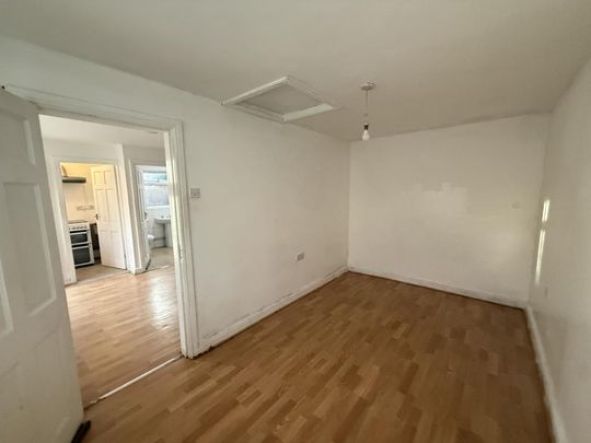 1 bedroom bungalow to rent - Photo 1