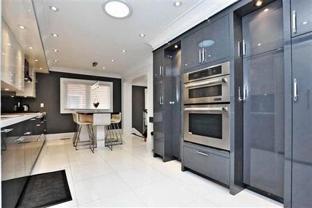For Lease - 57 Oxford Street Unit# Main & Lower, Richmond Hill, Ontario - Photo 2