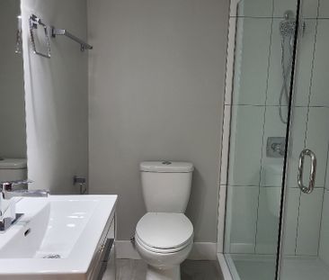 2645 West 8th Avenue, No. 2, Vancouver, Bc - Photo 6