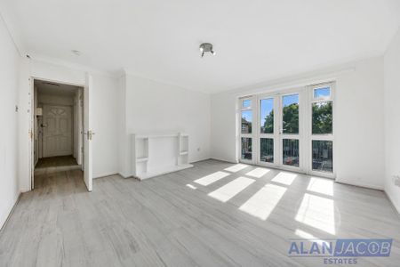 3 bedroom flat to rent - Photo 4