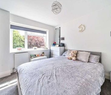 Bench Manor Crescent, Chalfont St. Peter, Gerrards Cross, SL9 - Photo 6