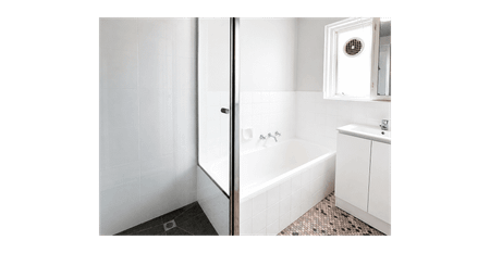 3-BEDROOM FULLY FURNISHED UNIT IN STKILDA EAST. WALKABLE TO DANDENONG ROAD TRAM AND WOOLWORTHS AT DOORSTEP! - Photo 5