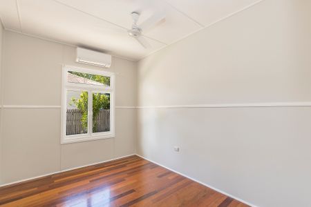 4 Union Street, Hyde Park QLD 4812 - House For Rent | Domain - Photo 2