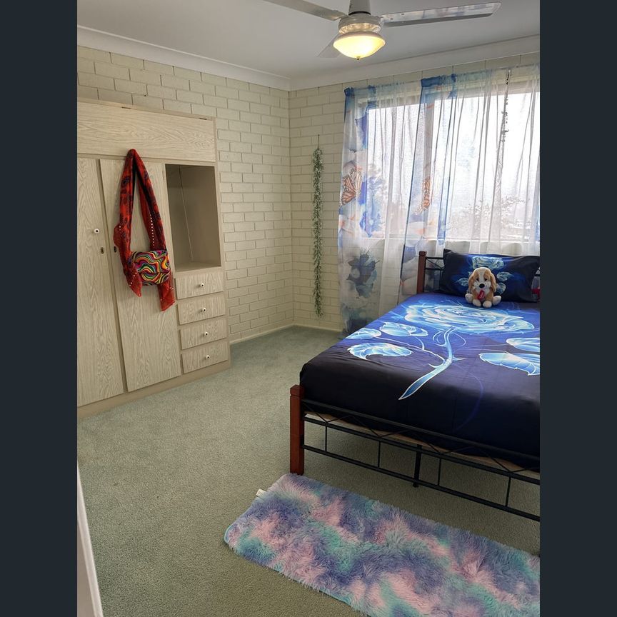 52 Gordon St, Inverell, NSW 2360 - Photo 1