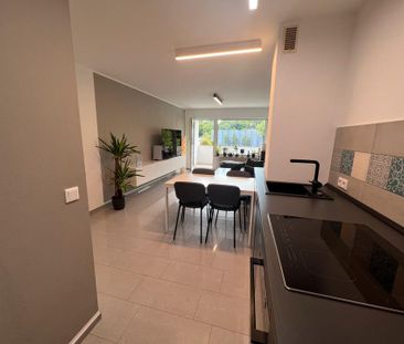 Frisch modernisierte 2,5-Zim-Whg mit Balkon und Aufzug von privat - Photo 3