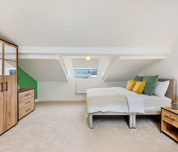 Newly Refurbished 7-Bed House Share In L13! Room 3 (Double) - Photo 3