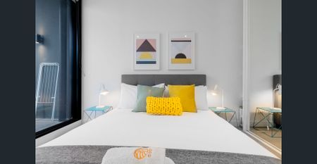 ✨ Fantastic, Spacious Apartment with Furniture Included! - Photo 5