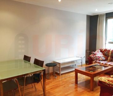 Apartamento de alquiler en Calle Carreño, La Florida - Photo 1