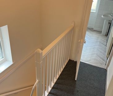 2 Bed Terraced House, Linden Road, B66 - Photo 4