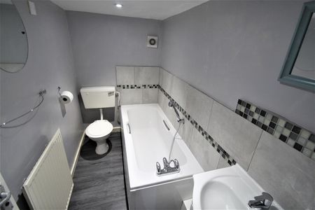 Ash Road, Headingley, LS6 3HD, Leeds - Photo 3