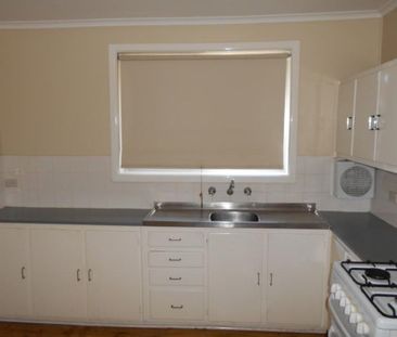 1 Bedroom Unit in a Small Group of 10&excl; - Photo 2