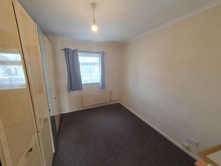 Uxbridge Road, Hayes, UB4 - Photo 2