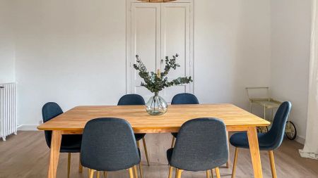 Room in a shared 8-bedroom apartment for rent in la Dreta de l'Eixample - Photo 3
