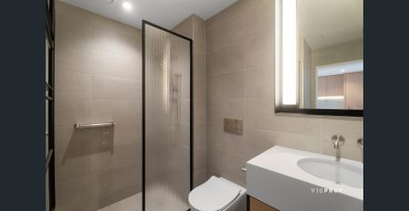 MODERN CITY SANCTUARY IN THE HEART OF SOUTHBANK - Photo 3