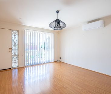 Three Bedroom Family Home! - Photo 2