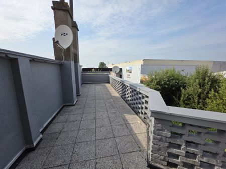 Location Appartement 3 pièces 74m² LE PORTEL 62480 - Photo 3