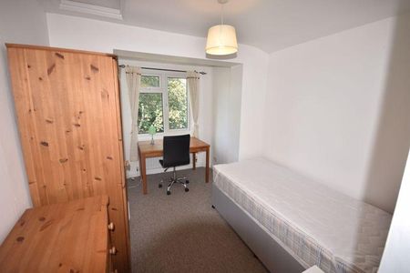 5 bedroom terraced house to rent - Photo 3