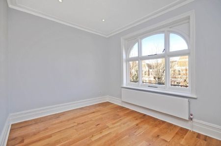 3 bedroom flat to rent - Photo 5