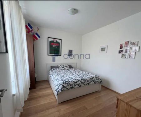 Pronájem mezonetového bytu 4+kk, 99 m - Fotografie 5