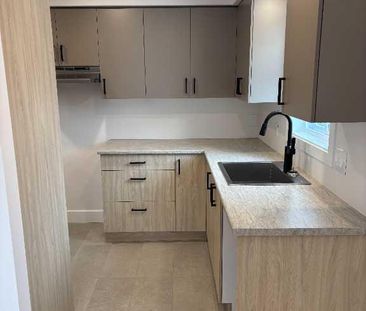 Logement 4 1/2 Ste-Thérèse (gare train) - Photo 1