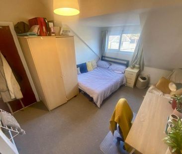 6 bedroom house to rent - Photo 3