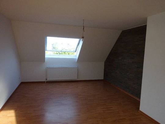 2,5 Zimmer Dachgeschoss Wohnung in Neuss Römerstraße - Photo 1