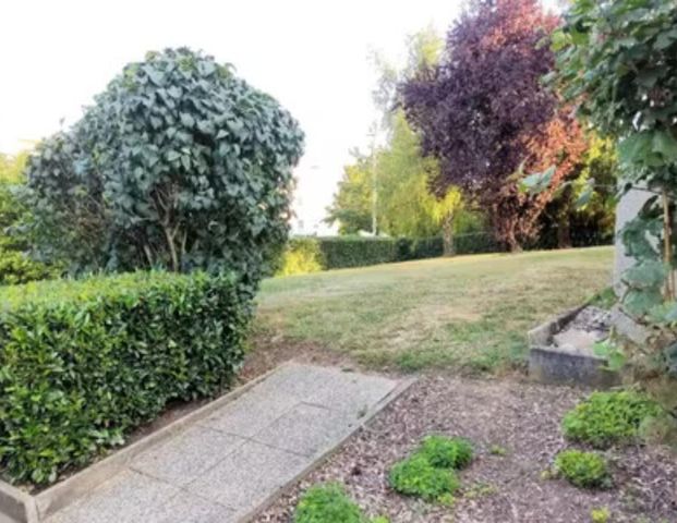 Erstbezug nach Komplettrenovierung - Photo 1