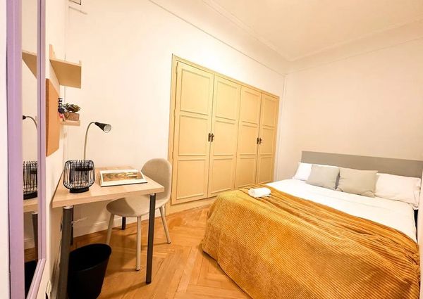 Calle de la Princesa, Madrid, Community of Madrid 28008