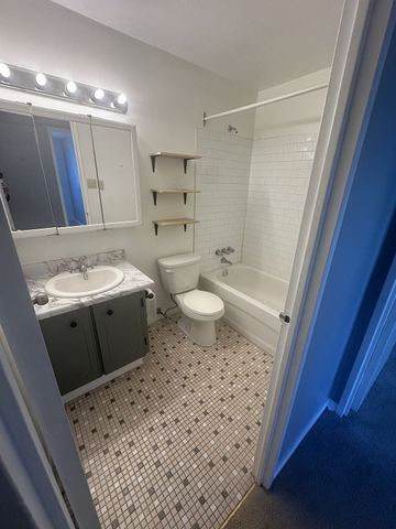 2820 Carling Avenue, Britannia, Ottawa, ON - Photo 5