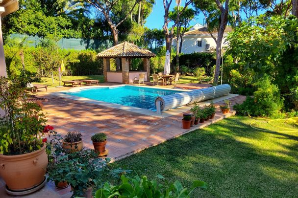 Detached Villa · Las Chapas - Photo 1