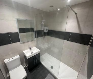 2 bedroom flat to rent - Photo 6