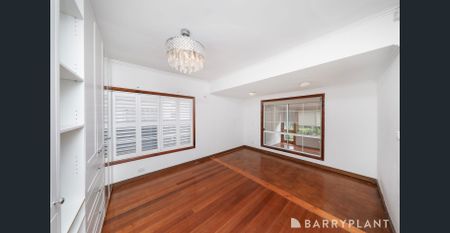 Beautifully Renovated Family Home with a Separate Teenagers’ Retreat - Photo 4