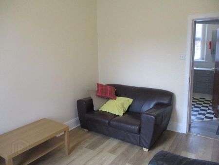 Great Apartment, 36b University Avenue, Queens Quarter, Belfast, BT7 1GY - Photo 3