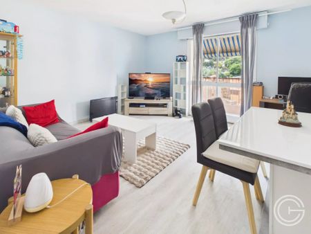 Location Appartement 2 pièces 55m² MENTON 06500 - Photo 2