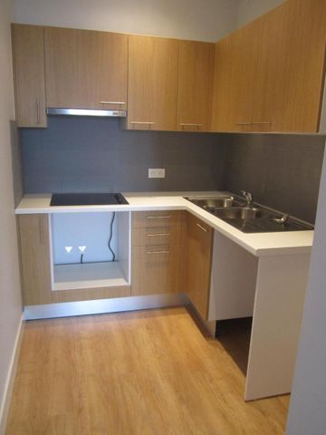 Location Appartement 3 pièces 69m² BORDEAUX 33000 - Photo 4