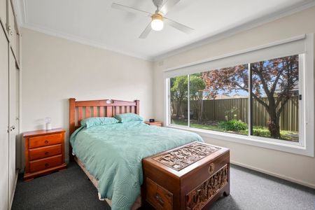 4 BEDROOM HOME NEXT TO GV HEALTH! - Photo 4