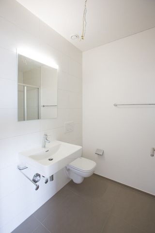2 rooms, 54 m², CHF 1,560.-- - Foto 5